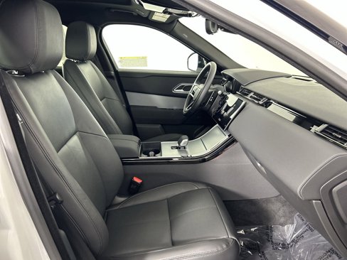 Certified 2025 Land Rover Range Rover Velar S image 33