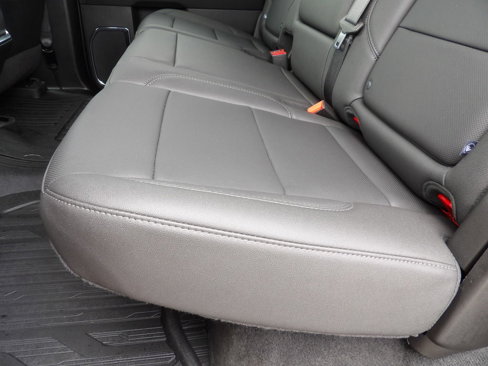 Used 2024 GMC Sierra 2500 SLT w/ SLT Premium Package image 32