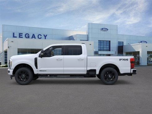 New 2026 Ford F250 4x4 Crew Cab Super Duty image 3