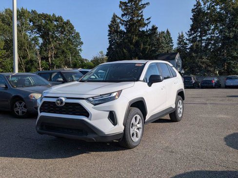 Certified 2024 Toyota RAV4 LE image 1