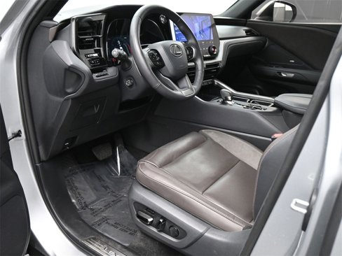 Used 2024 Lexus TX 350 FWD image 2
