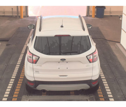 Used 2018 Ford Escape SE image 5