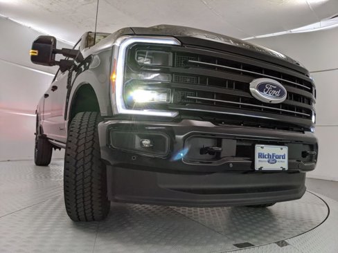 New 2026 Ford F250 Platinum image 30