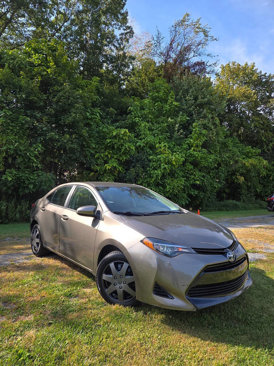 Used 2017 Toyota Corolla LE image 30