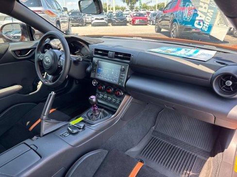 Certified 2023 Toyota GR86 10th Anniversary SE image 15