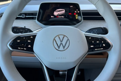 New 2025 Volkswagen ID. Buzz 1st Edition image 24
