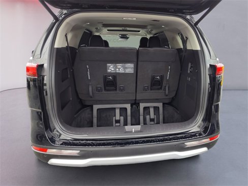 Used 2024 Kia Carnival SX Prestige image 20