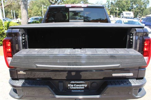 Used 2022 GMC Sierra 1500 Elevation w/ Elevation Premium Package image 16