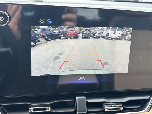 New 2026 Chevrolet Equinox ACTIV image 17