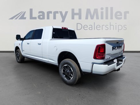New 2025 RAM 3500 Laramie image 3