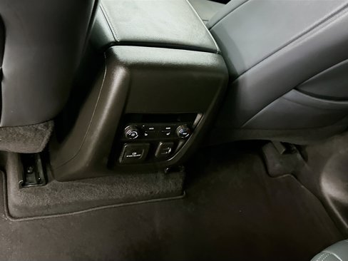 Used 2024 Buick Enclave Premium image 28