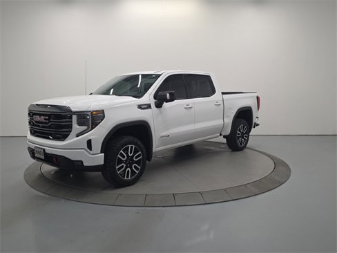 Used 2024 GMC Sierra 1500 AT4 w/ Technology Package image 11