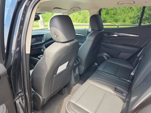 Certified 2023 Buick Envision Essence image 10
