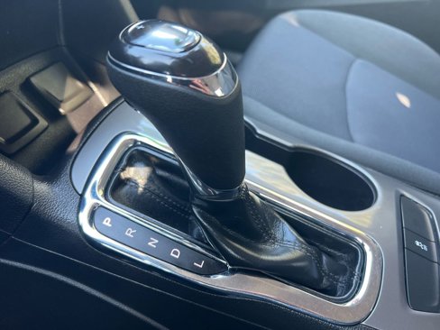 Used 2018 Chevrolet Cruze LT w/ Convenience Package image 15