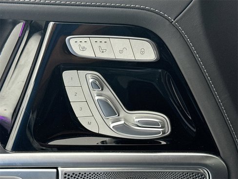 Used 2025 Mercedes-Benz G 550 image 21
