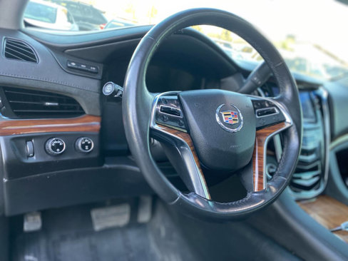 Used 2015 Cadillac Escalade ESV Luxury image 17