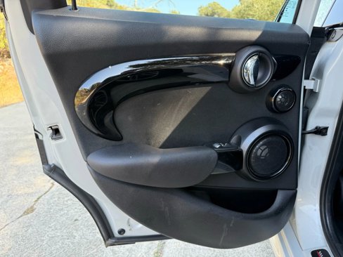 Used 2019 MINI Cooper S w/ Premium Package image 44