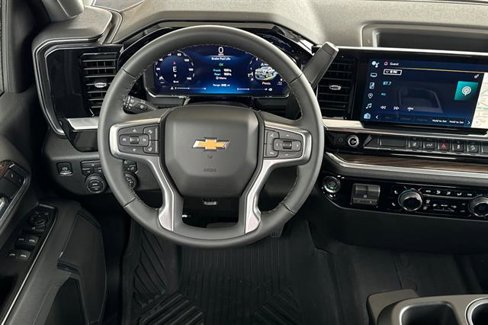 New 2026 Chevrolet Silverado 2500 LT image 16
