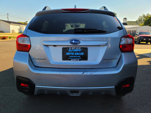 Used 2017 Subaru Crosstrek 2.0i Limited image 5