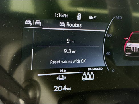 New 2025 Audi Q6 e-tron Premium Plus image 11