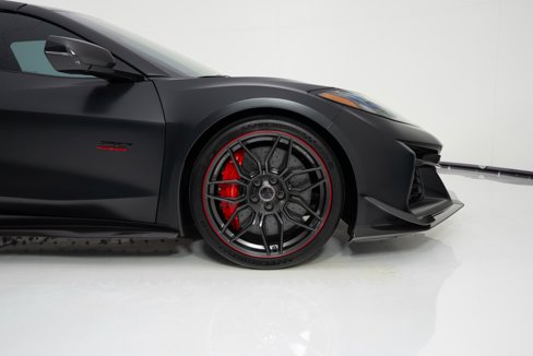 Used 2023 Chevrolet Corvette Z06 w/ Z07 Performance Package image 12