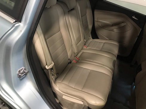 Used 2013 Ford C-MAX SEL image 17