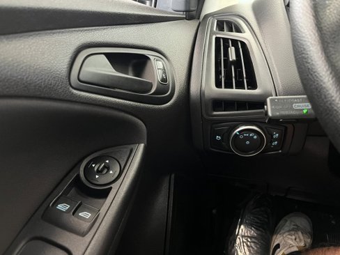 Used 2016 Ford Focus S image 16