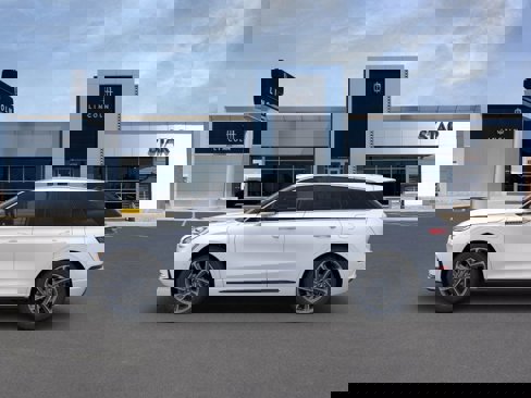New 2023 Lincoln Corsair Grand Touring w/ Equipment Group 302A image 3