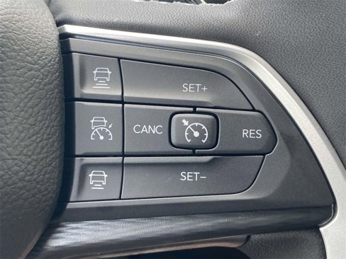 New 2025 Jeep Grand Cherokee L Altitude image 28
