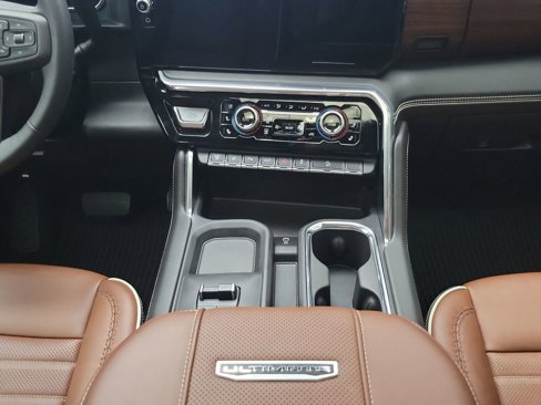 Used 2024 GMC Sierra 2500 Denali Ultimate w/ Max Trailering Package image 24