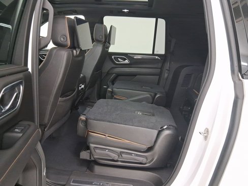 Used 2021 GMC Yukon XL AT4 w/ AT4 Premium Plus Package image 13