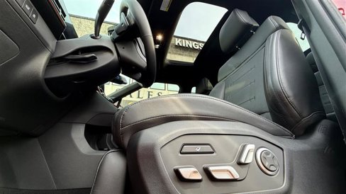 Used 2024 Hyundai Santa Fe Calligraphy image 10