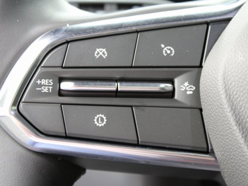 Used 2025 Chevrolet Suburban Z71 image 60
