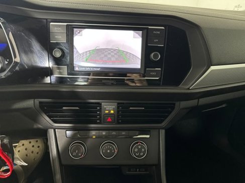 Used 2023 Volkswagen Jetta Sport image 22