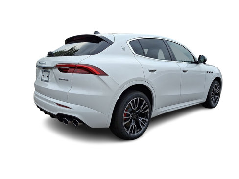 New 2025 Maserati Grecale GT image 4