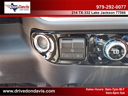 New 2026 GMC Sierra 1500 SLT image 29