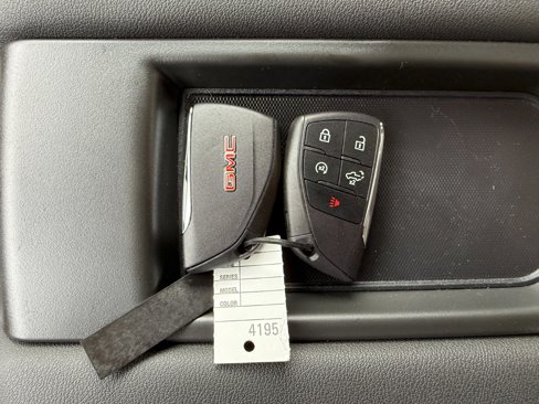 New 2026 GMC Sierra 1500 SLE w/ Preferred Package image 34