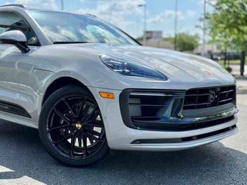 Used 2025 Porsche Macan GTS image 24