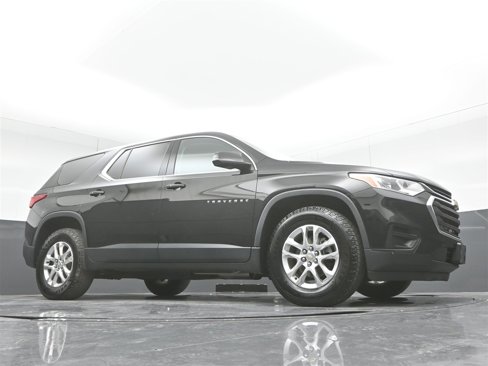 Used 2020 Chevrolet Traverse LS image 32