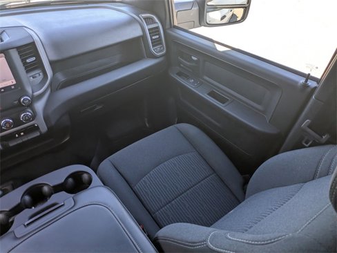 Used 2024 RAM 2500 Tradesman w/ Chrome Appearance Group image 16