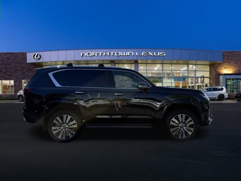 Used 2023 Lexus LX 600 4WD w/ Luxury Package image 24