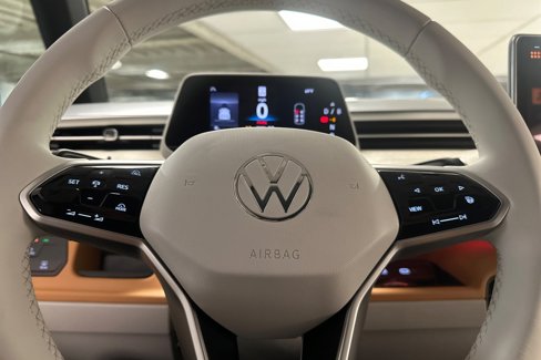 New 2025 Volkswagen ID. Buzz 1st Edition image 22
