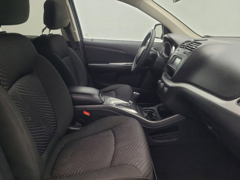 Used 2019 Dodge Journey SE image 21