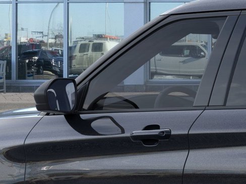 Used 2025 Ford Explorer Active image 20