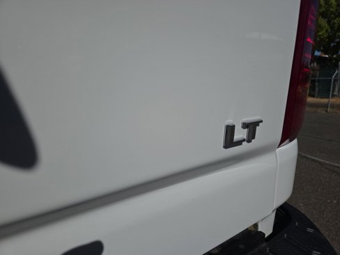 Used 2023 Chevrolet Silverado 2500 LT image 13