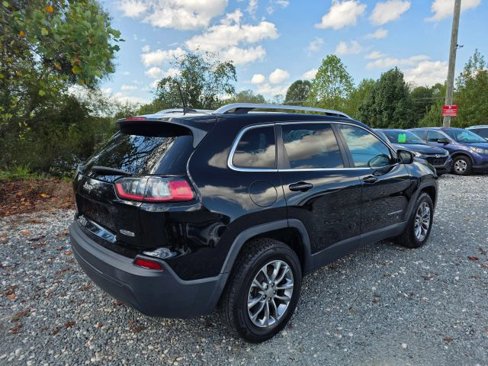 Used 2019 Jeep Cherokee Latitude Plus image 5