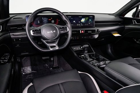 Used 2025 Kia K5 GT-Line w/ GT-Line Premium Package image 6