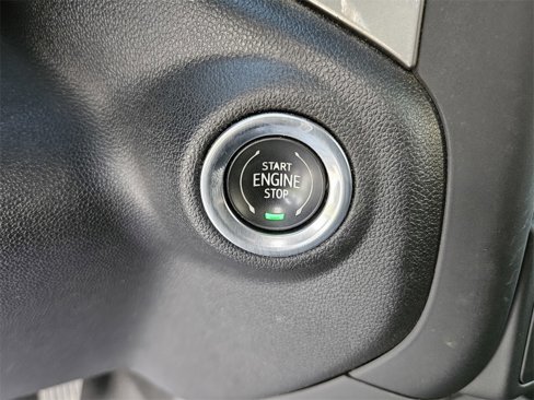 Used 2022 Chevrolet Silverado 1500 Custom image 18