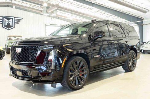 Used 2025 Cadillac Escalade V w/ LPO, Floor Liner Package image 2