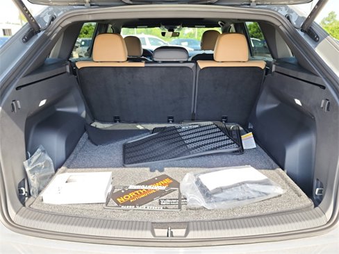 New 2025 Volkswagen Atlas Cross Sport SEL R-Line image 6